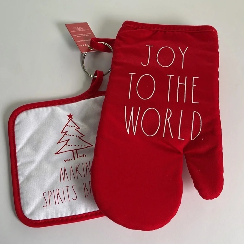 RAE DUNN RED MIT & POTHOLDER CHRISTMAS SET “JOY TO THE WORLD”